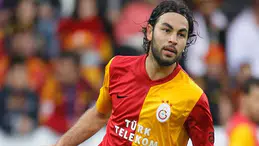 Selçuk İnan Kayserispor maçında neden yok? Kırmızı kart cezası ligde geçerli mi?