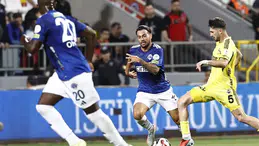 Kadıköy’de son saniye yıkımı! 90+11 golü geceye damga vurdu!