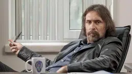 ERDAL BEŞİKÇİOĞLU BOYU KAÇ CM? Kimdir, kaç yaşında, nereli, evli mi, çocuğu var mı?