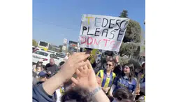 Fenerbahçe’de görülmemiş veda: 'Bizi bırakma Tedesco!'