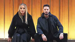 Gökhan Özen ve Demet Akalın’ın Korkak şarkısı listelerde üst sıralarda