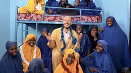 Temizliğin ötesinde bir insanlık hikayesi: Cem Özkök Somali'de yetimhane kurdu!