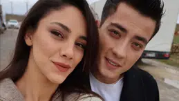 Aşklarını saklayamadılar! Dilin Döğer ve Atakan Özkaya’dan olay poz