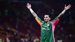 Türk futbol tarihine geçecek rakam: Uğurcan Çakır adım adım devler ligine!