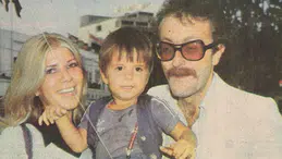 Cem Karaca’nın oğlu Emrah Karaca kimdir? Müzik yolculuğu dikkat çekiyor!
