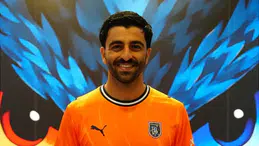 Süper Lig'in gol kralı geri döndü! Başakşehir'in yeni transferi Umut Bozok kimdir?
