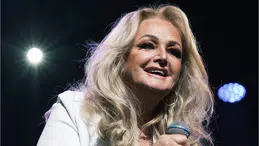 Bir döneme damga vuran ikonik sanatçı Bonnie Tyler 75 yaşında aramızdan ayrıldı