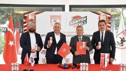 Türk sporuna yerli marka desteği: Samsunspor ve Sarıyer Kola resmi sözleşmeyi imzaladı