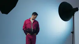 Cenk Suyabatmaz yeni teklisi "Bir Kez Daha" ile müzikseverlerle buluşuyor