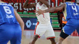 Karşıyaka, Çayırova Belediyesi'ni 95-79 yenerek galibiyet aldı