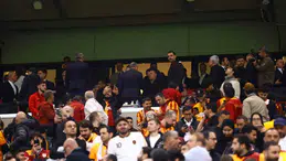 Gençlik ve spor bakanı Osman Aşkın Bak, Galatasaray-Barcelona maçını izledi
