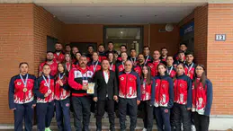 Kayserili milli sporcular Paris'ten 3 gümüş madalyayla döndü