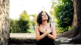 Ceren Hocaoğlu ve Ceyda Pirali’den yeni çalışma: Zamana İnat yayında