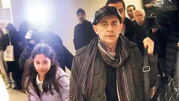 Okan Bayülgen’in kızı İstanbul sanat dünyasına adım attı! Ödülüyle dikkat çekti