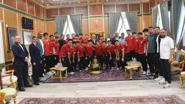 Genç kramponlara başkan morali: Kütahya yolcusu U18 takımına tam destek