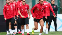 Montella'dan basına sürpriz jest: Ay-yıldızlılarda Dünya Kupası mesaisi neşe içinde başladı