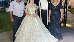 Basın ve sağlık dünyası bu düğünde buluştu: Mehtap Aslan’ın mutlu günü