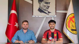 Eskişehirspor'da iki yeni imza: Ahmet Lütfi Kara ve Arda Okumuş ile sözleşme imzalandı