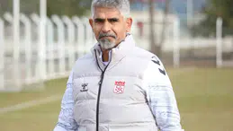 Sivasspor'da teknik direktörlük görevine ismet taşdemir yeniden getirildi