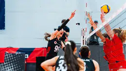 18 yaş altı milli kadın voleybol takımı finale yükseldi