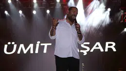 Kastamonu'da konser coşkusu: Resul Dindar ve Ümit Yaşar binlerce kişiyi bir araya getirdi