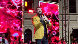 Serkan kaya, memleketi sivas'ta hayranlarıyla buluştu