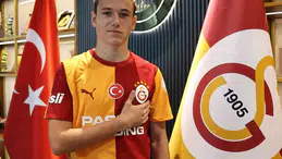 Galatasaray'ın tarihine bir ilki daha ekledi: Aleksey Batrakov ilk Rus futbolcu oldu