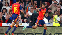 İspanya, İngiltere'yi 3-2 ile geçerek Uluslar Ligi'ne galibiyetle başladı