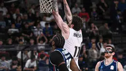 A. Efes, Beşiktaş'ı 95-81 mağlup ederek sezona galibiyetle başladı