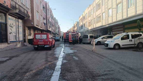 Şanlıurfa’da alev alarmı: Mobilya dükkanında yangın çıktı!