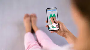 Aynalar tarih oluyor: Google, selfie ile kıyafet deneme dönemini başlattı!