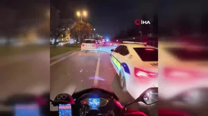 Motokurye refleksi hayat kurtardı! Ankara trafiğindeki insanlık sınavı kamerada...