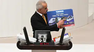 Ulaştırma ve Altyapı Bakanı Uraloğlu: 'TÜRASAŞ üretimde rekora koşuyor'