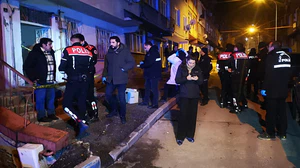 Çıkan kavgada baltayla ağır yaralandı