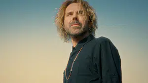 Soner Arıca’nın yeni şarkısı dinleyenleri derinden etkileyecek!