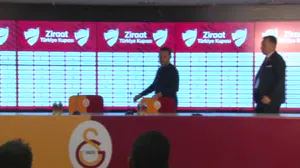 Galatasaray’da yeni yol haritası: Okan Buruk’tan kadro ve transfer mesajı