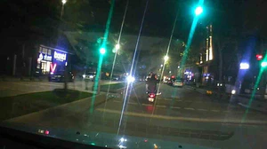 Ön teker havada, tehlike kamerada! Trafikte pervasızlık bu kez Üsküdar’da