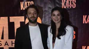 Sitare Akbaş ve eşi sahneyi devraldı! Balayı nihayet başlıyor