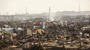 Kazıklar üzerindeki hayatlar yıkıldı: Makoko’da sessiz felaket!