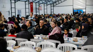 İzmir Aliağa’da Ramazan boyunca 43 bin kişiye iftar!