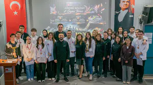 Belek’te gastronomi bölümü birinci sınıf öğrencileri şef ceketi giydi