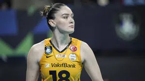 Zehra Güneş kimdir, kaç yaşında? Yıldız voleybolcu Vakıfbank'ta kalacak mı, TRANSFER durumu ne?