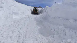 VAN KAR TATİLİ SON DAKİKA (9 MART)! Okullar Açık mı, Van Valiliği Açıklaması Geldi mi, Başkale Çaldıran Bahçesaray’da Eğitim Var mı?