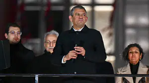 CHP mitingi sonrası Saraçhane’de izinsiz yürüyüş, 35 gözaltı