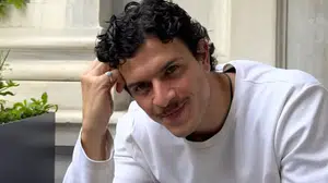 Survivor’da Sessiz Güç: Engincan Tura’nın Stratejisi Konuşuluyor