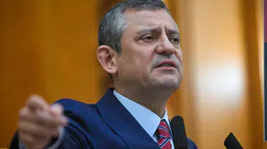 Burdur mitinginde skandal hakaret! Özgür Özel’e soruşturma başlatıldı