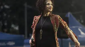 İzmir’de Nevruz çoşkusu: Şahsenem sahne aldı