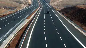 Gölbaşı-Adıyaman Yolunda Köprü Trafiği İkiye Bölündü
