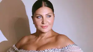 Yıllara meydan okuyan sanatçı: Özel hayatıyla da dikkat çekiyor!