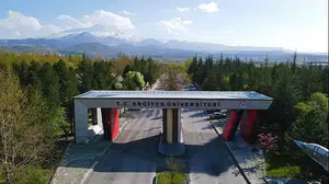 Kayseri’de Kampüs Alarmda: Milli Takım İçin Dev Ekran Hazırlığı Başladı